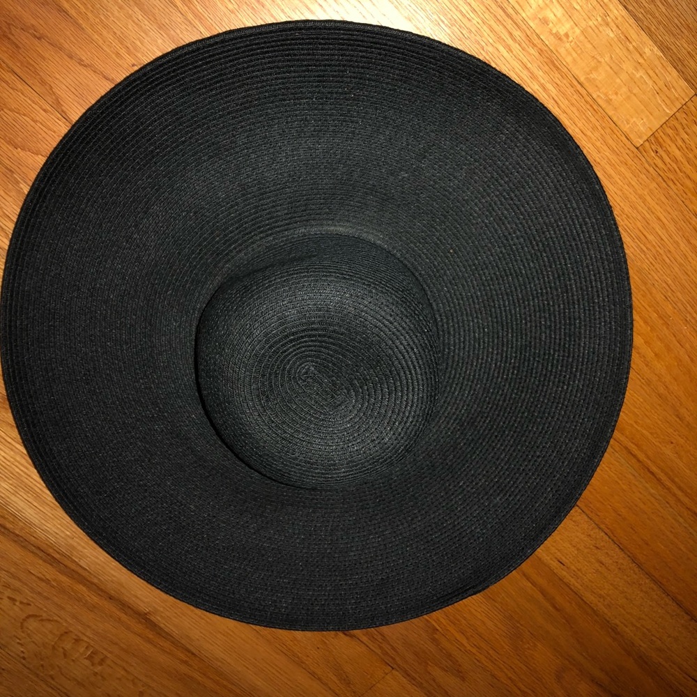 Black Nine West Sun Hat